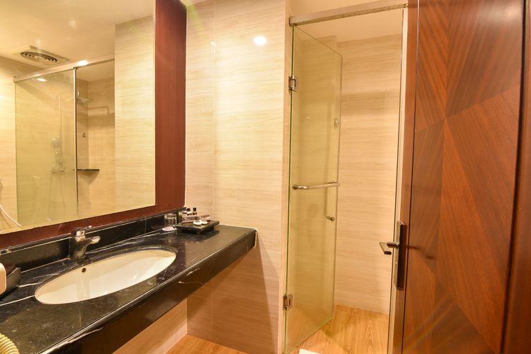 Bathroom 5
