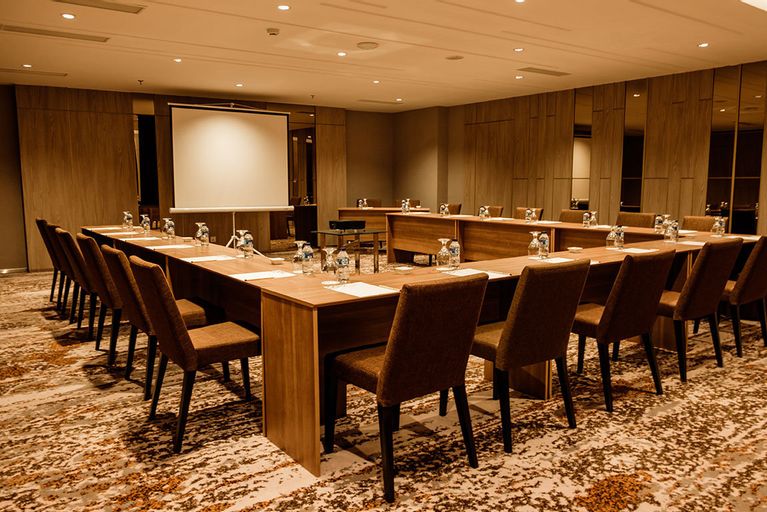 The Excelton Hotel Palembang, Palembang