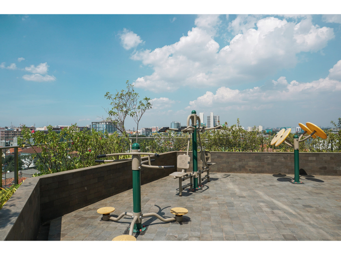 Pleasant and Simply Studio Room Menteng Park Apartment By Travelio, Central Jakarta
