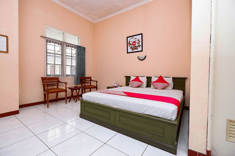 Bedroom 1, OYO 2495 Hotel Wijaya, Banyumas