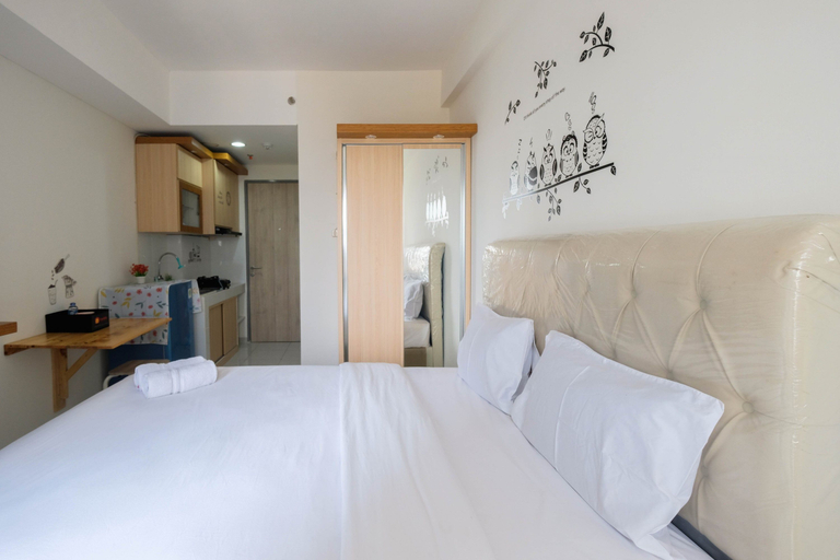 Bedroom 2, Minimalist Studio Apartment at Akasa Pure Living BSD By Travelio, Tangerang Selatan