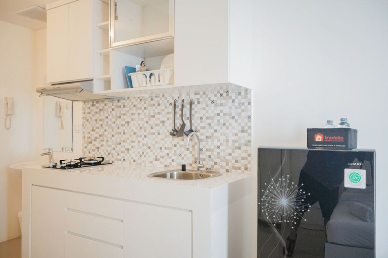 Bathroom 4, Great Studio at Silk Town Apartment Tower Alexandria By Travelio, Tangerang