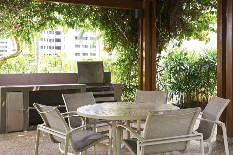 Village Residence Hougang, Hougang