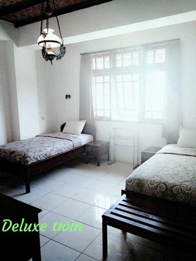 Bedroom 5, Hotel Bladok & Restaurant, Yogyakarta