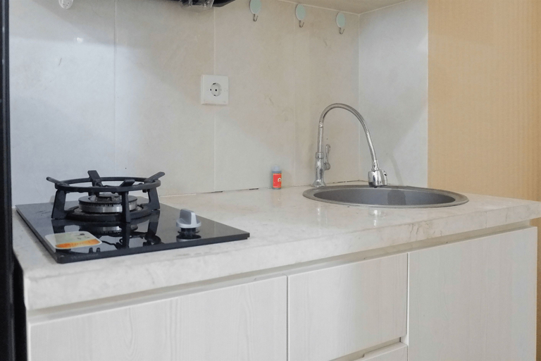 Others 4, Cozy Studio Apartment at Orchard Supermall Mansion By Travelio, Surabaya