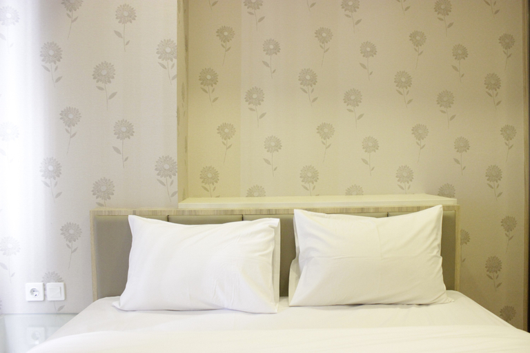 Bedroom 3, Homey and Chic 2BR Apartment Newton Residence By Travelio, Bandung