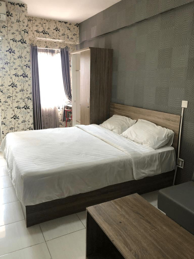 Candiland Apartment by Yuliana, Semarang