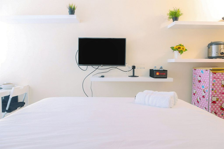 Bedroom 3, Homey and Comfy Studio at Tifolia Apartment By Travelio, East Jakarta
