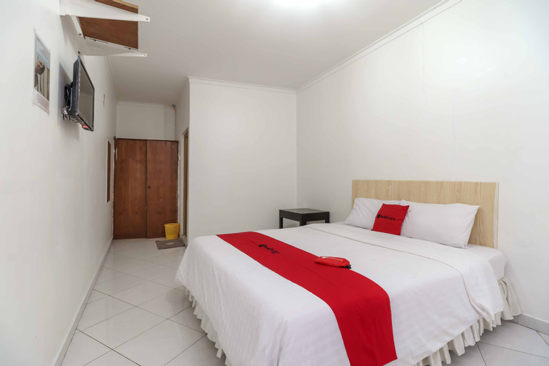 RedDoorz Syariah near Ragunan Zoo 3, Jakarta Selatan