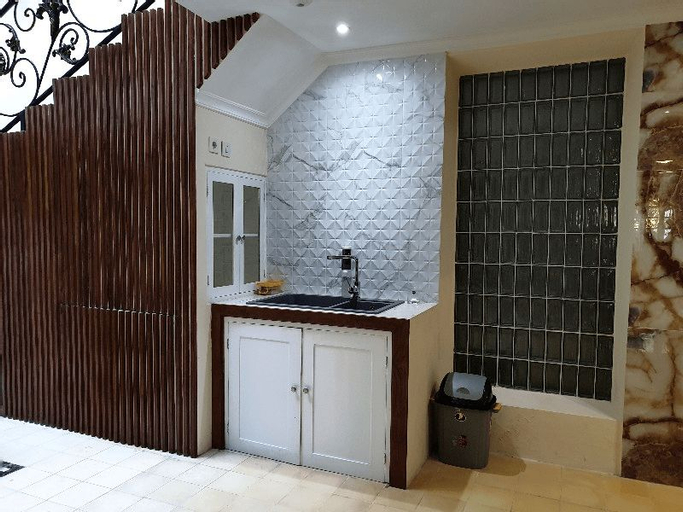 Malioboro Place Guest House, Yogyakarta