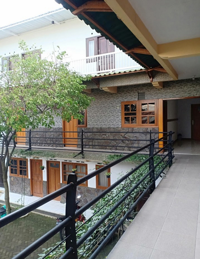 Exterior & Views 5, Pandan Inn House, Malang