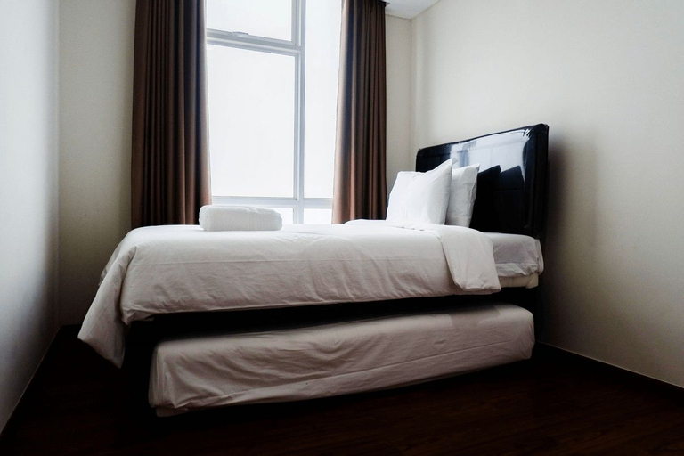 Deluxe 2BR Apartment at Grand Sungkono Lagoon By Travelio, Surabaya