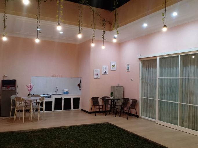 Villa Dean, Malang