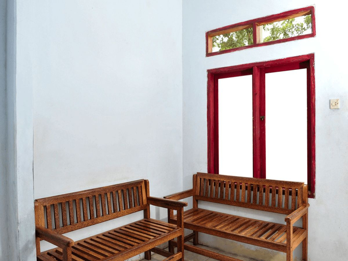 Exterior & Views 5, OYO 2471 Swarna Raya, Lebak