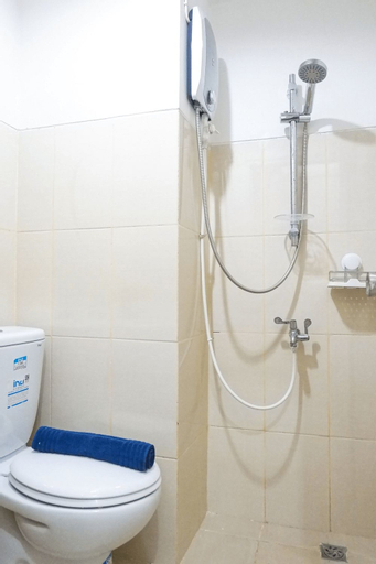Bedroom 4, Modern 2BR Apartment at Pavilion Permata By Travelio, Surabaya