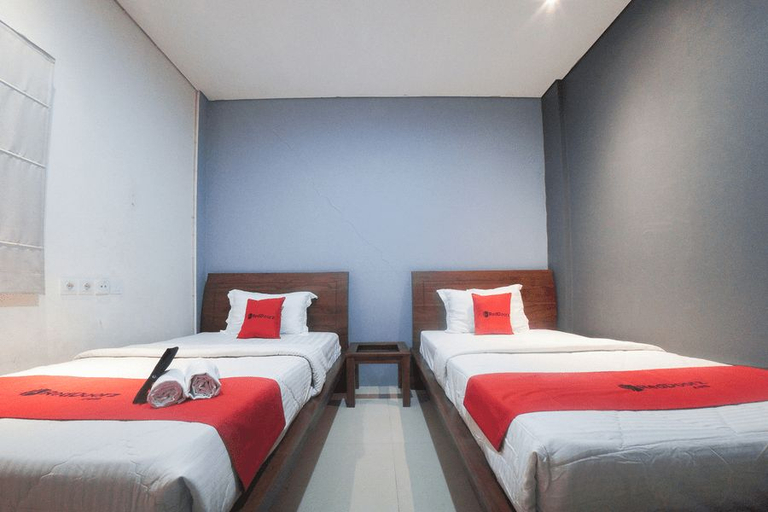 Bedroom 3, RedDoorz Plus near Green Pramuka Square Mall, Jakarta Pusat