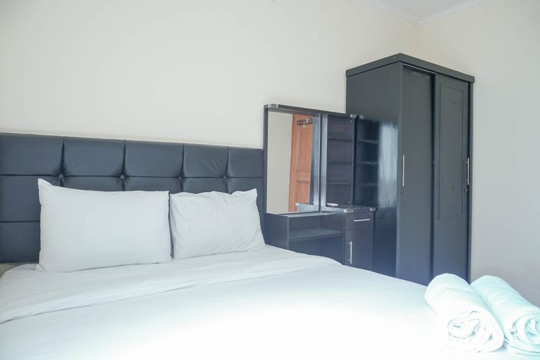Simply Good for 2BR Gajah Mada Mediterania Apartment By Travelio, Jakarta Barat