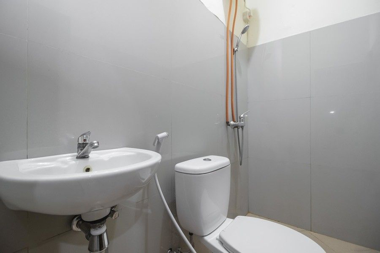 Bathroom 4