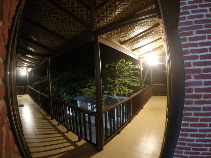 Watukarung SackStone Guesthouse, Pacitan
