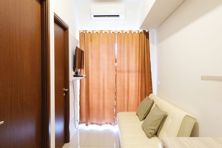 Homey with Modern Style 2BR Parkland Avenue Apartment By Travelio, South Tangerang
