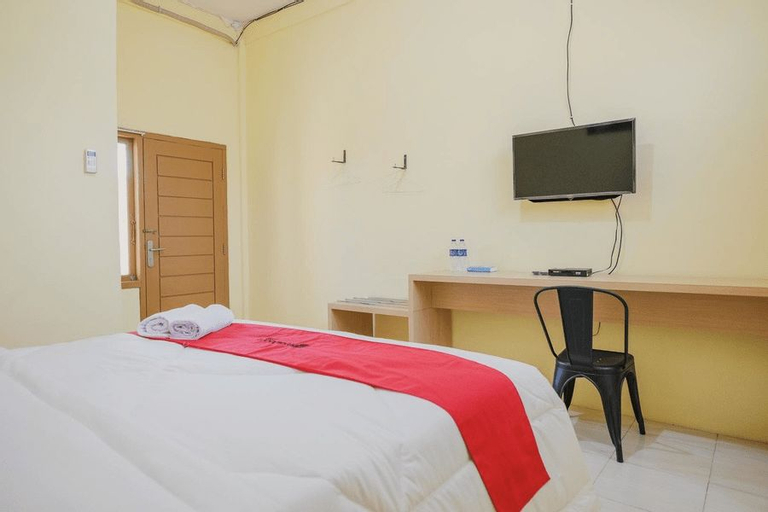 Bedroom 8