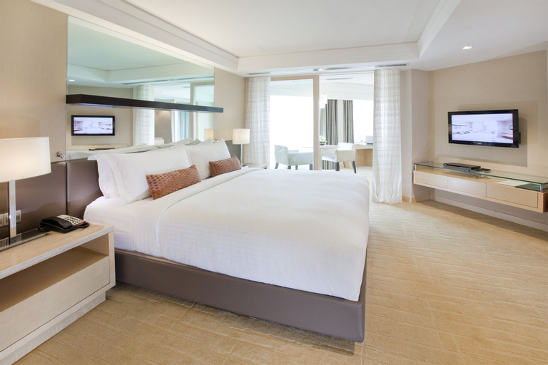 Bedroom 16
