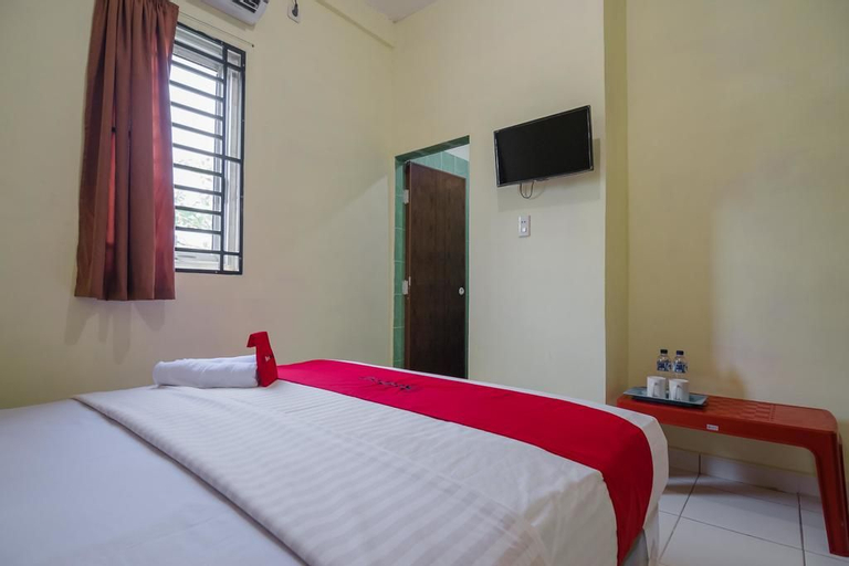 RedDoorz near Politeknik Negeri Medan, Medan