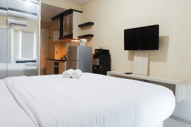 Bedroom 4, Clean Studio Apartment Connected to Mall at Orchard Supermall Mansion By Travelio, Surabaya