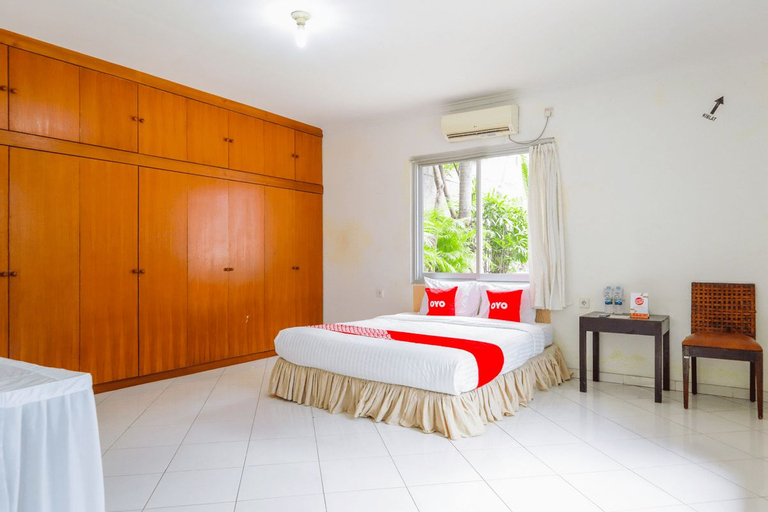 OYO 1967 Hotel House of Eva Syariah Near Rumah Sakit Umum Daerah Jagakarsa, Jakarta Selatan