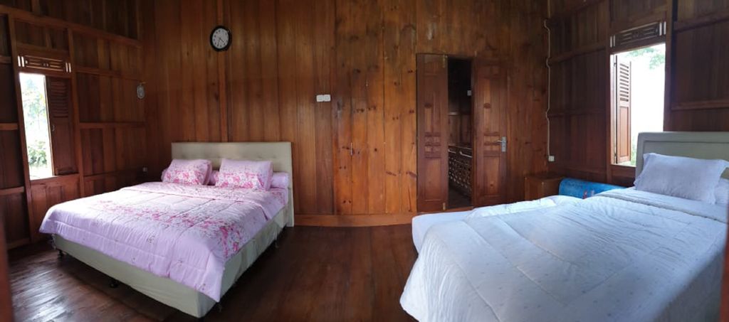 Villa D'troy Punclut, Bandung