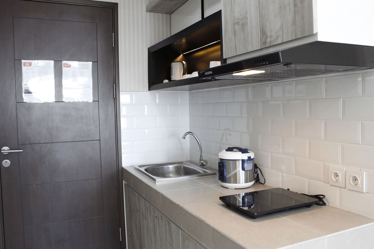 Others 4, Gorgeous Studio at Mekarwangi Square Apartment with Mountain View By Travelio, Bandung