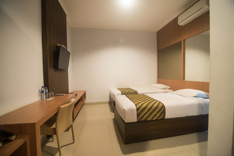 Bedroom 12