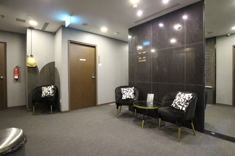 Public Area 2, ST Signature Bugis Beach, DAYUSE, 5 hours: 4PM-9PM, Singapore