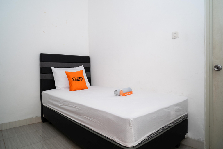Bedroom 4, KoolKost Syariah near Stasiun Rawa Buntu (Minimum Stay 6 Nights), South Tangerang