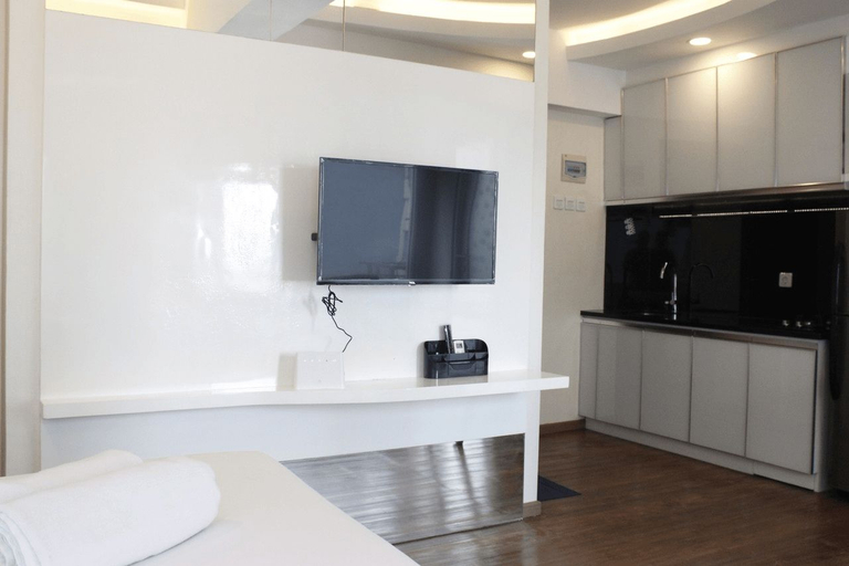 Bedroom 3, Modern & Spacious Studio at The Jarrdin Cihampelas Apartment By Travelio, Bandung