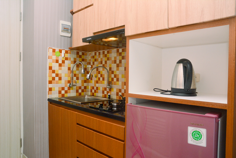 Others 4, Comfortable Studio Grand Kamala Lagoon Apartment By Travelio, Bekasi
