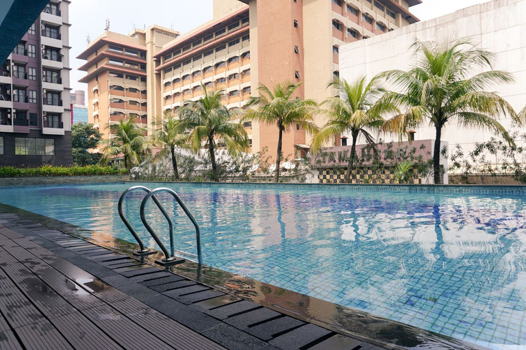 Sport & Beauty 2, Modern 1BR Tamansari Semanggi Apartment By Travelio, South Jakarta