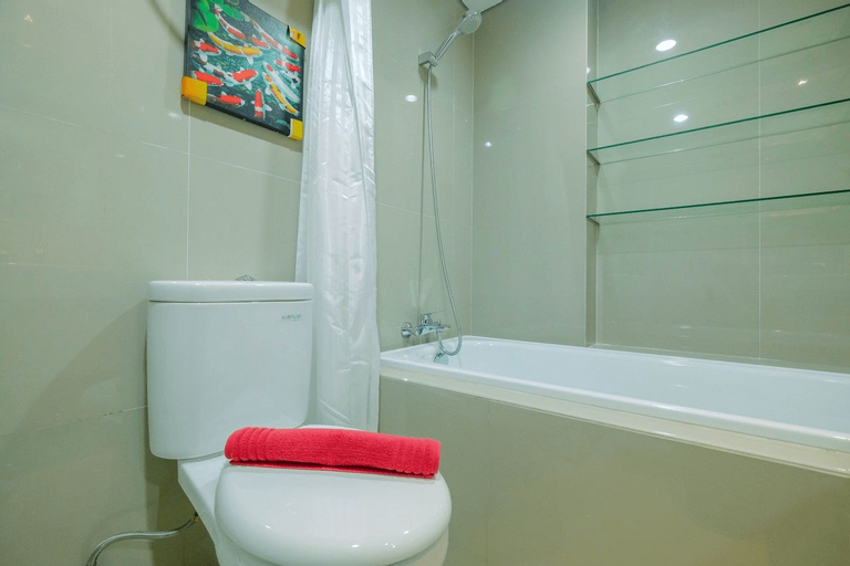 Trendy and Spacious Studio Azalea Suites Apartment By Travelio, Cikarang