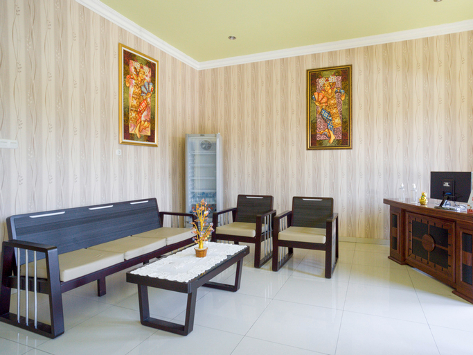 Kinawa Family Homestay Madiun, Madiun