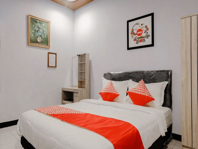 Bedroom 1, OYO 1036 Hotel Palem 1 Syariah (tutup sementara), Malang