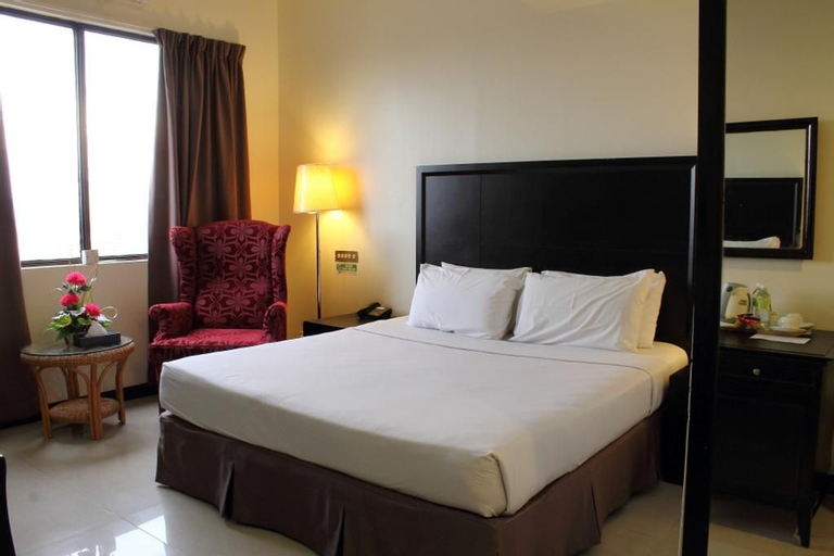 Bedroom 12