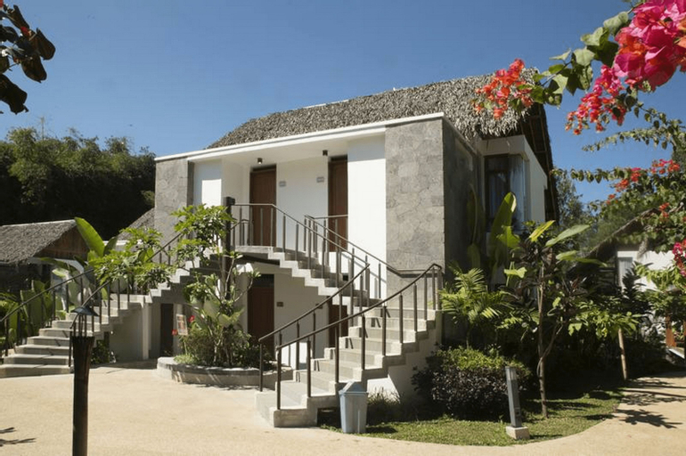 Exterior & Views 19
