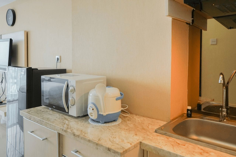 Pleasant Studio Apartment at Tamansari The Hive By Travelio, East Jakarta