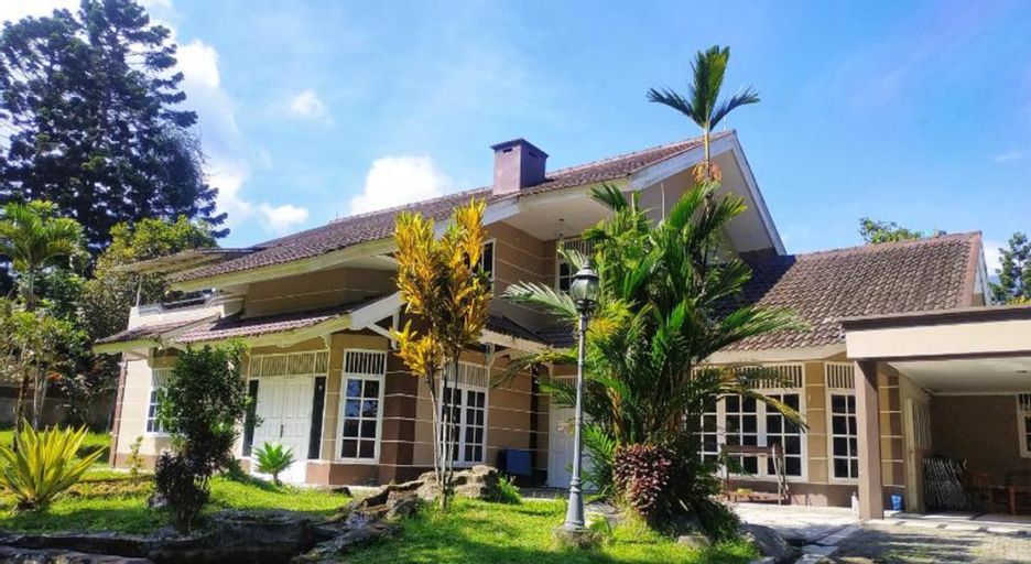 Villa Bahtera Tugu Puncak 5BR 15Pax, Bogor