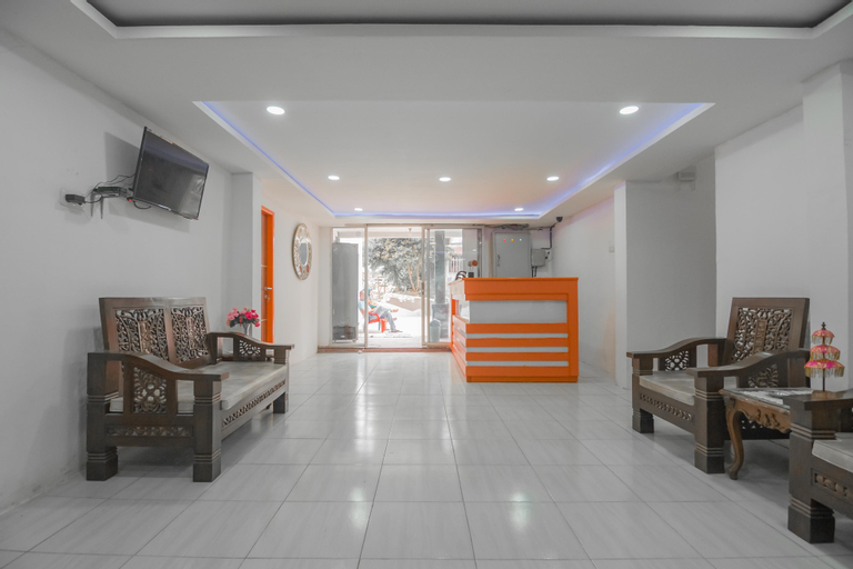 Public Area 2, RedDoorz near Trans Studio Mini Palembang, Palembang