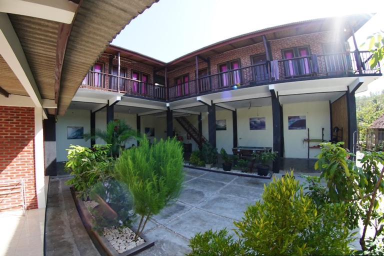 Watukarung SackStone Guesthouse, Pacitan