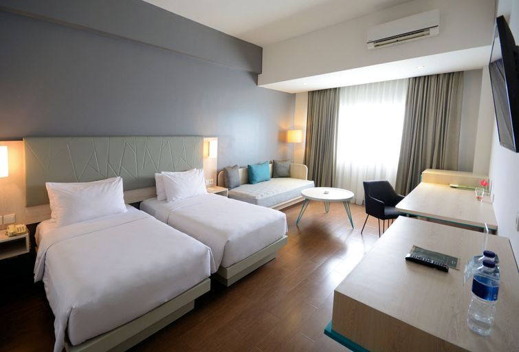Bedroom 2, Hotel Santika Bogor, Bogor