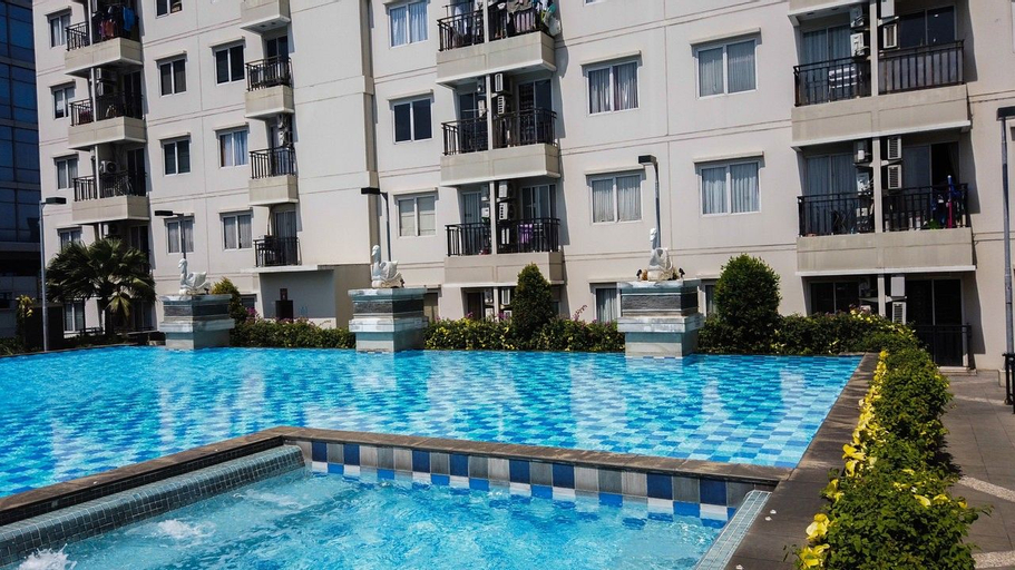 Comfortable 2BR at Signature Park Tebet Apartment By Travelio, East Jakarta