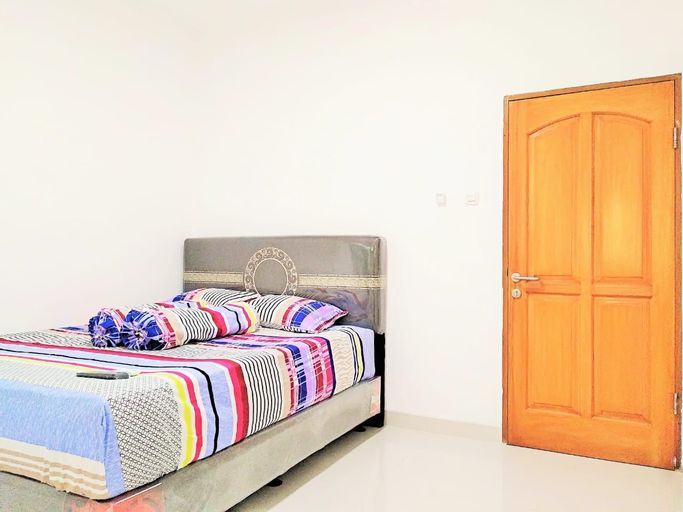 RoomMe Karang Anyar Comfort Zone, Central Jakarta