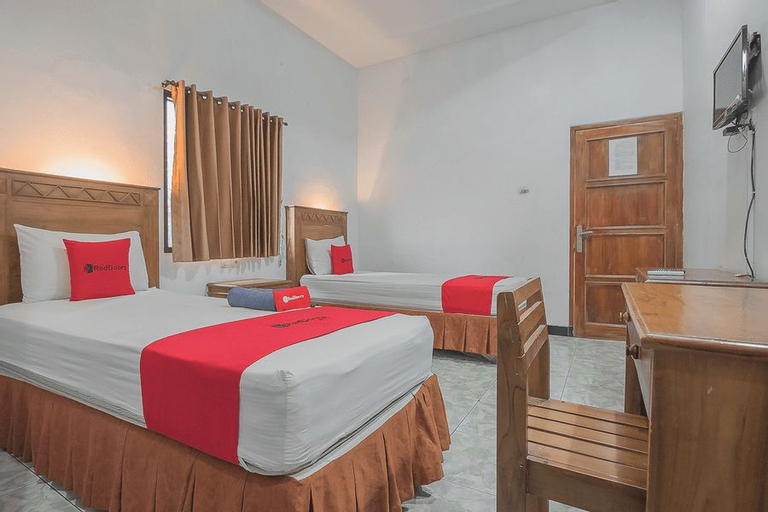 Bedroom 3, RedDoorz Plus near RSUD Majalengka, Majalengka